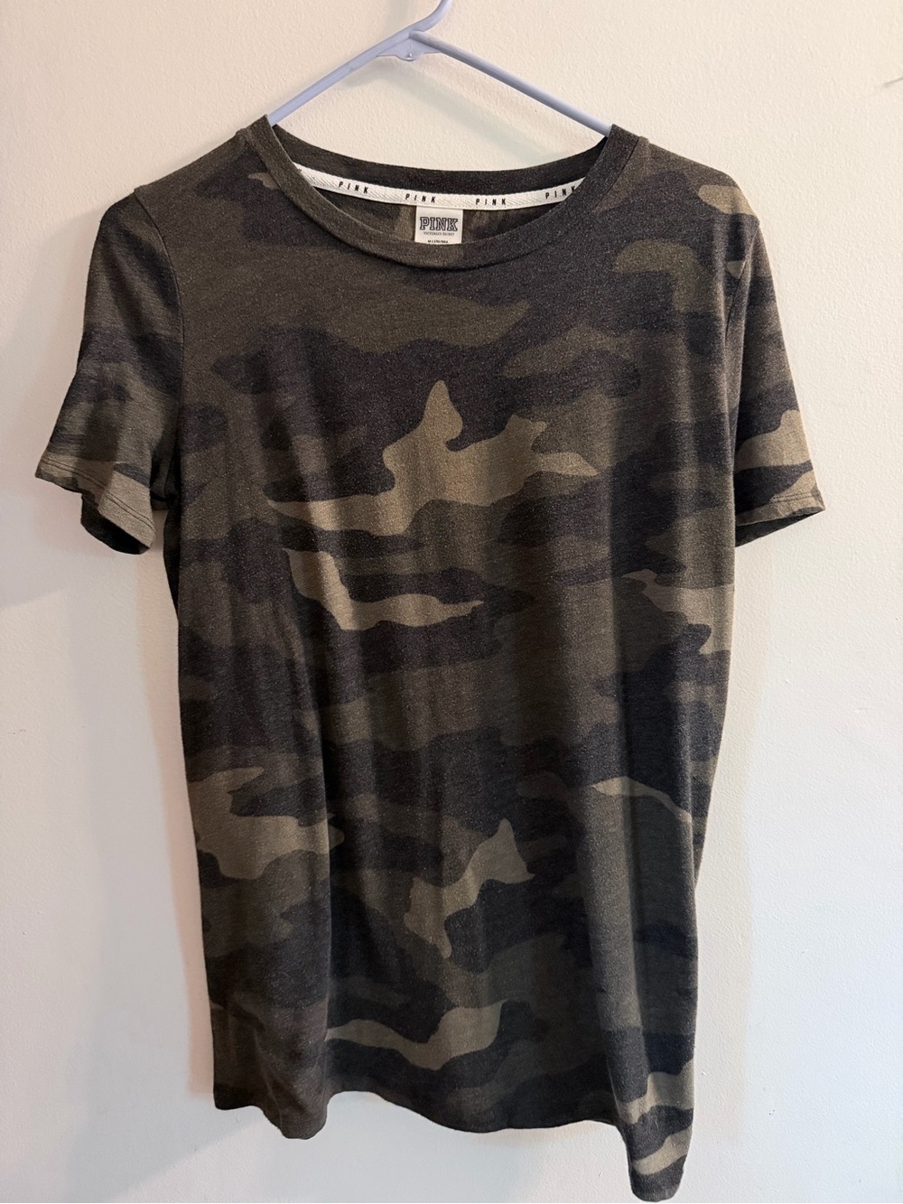 PINK Victoria's Secret Women's Short-Sleeve Camo Tee in Olive and Black